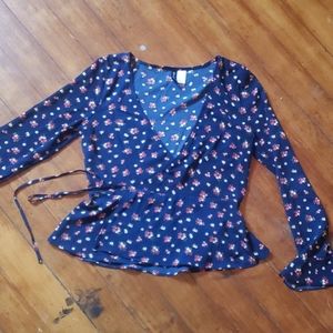 Wrap around blouse, flower print